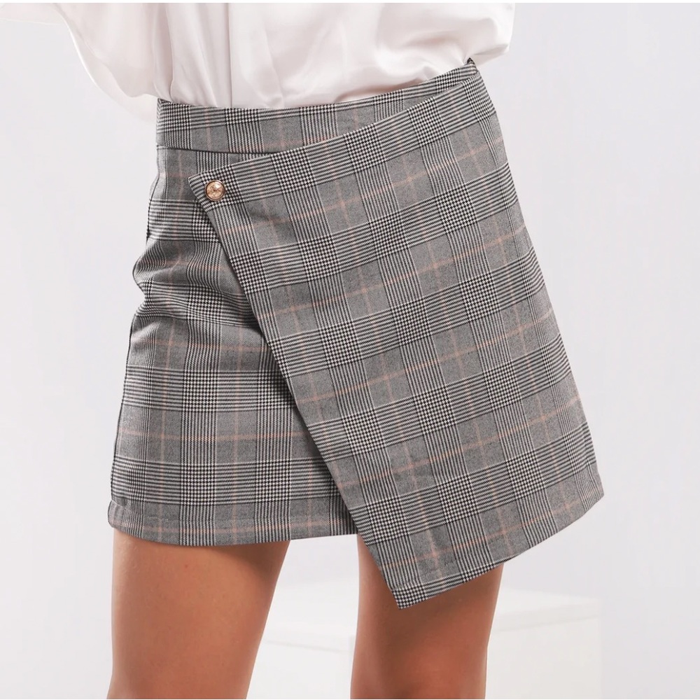 Asymmetrical Plaid Vintage Skirt Woman, Checked Fall Winter Skirt, Mini Brown